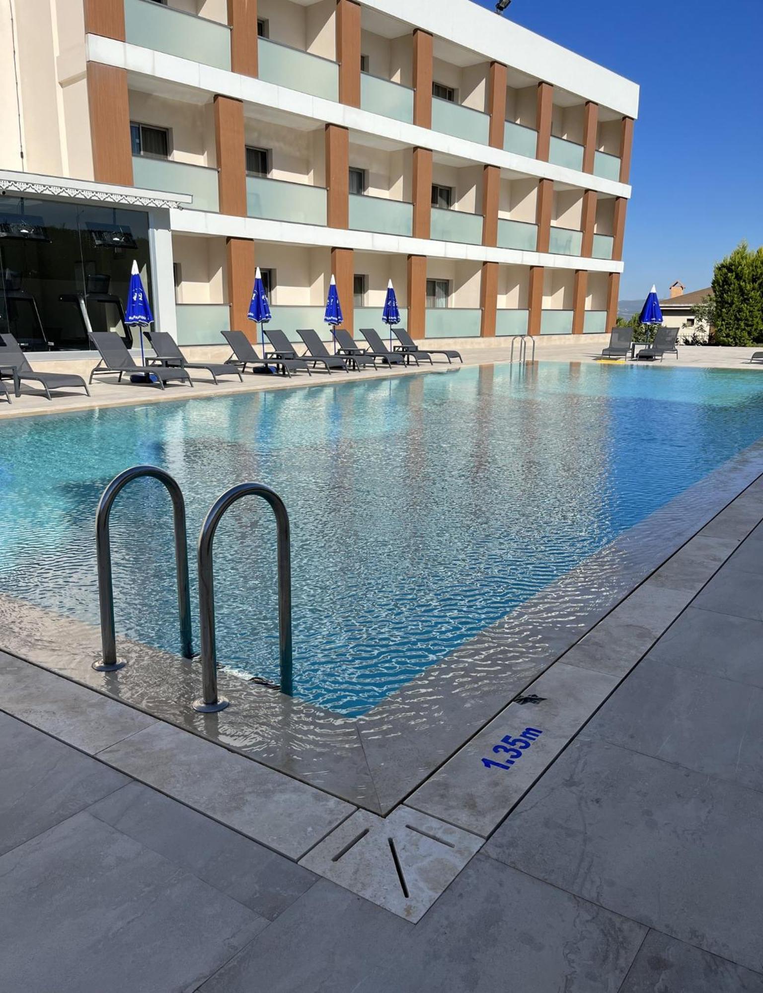 Holiday Inn Express Manisa-West By Ihg Exterior photo